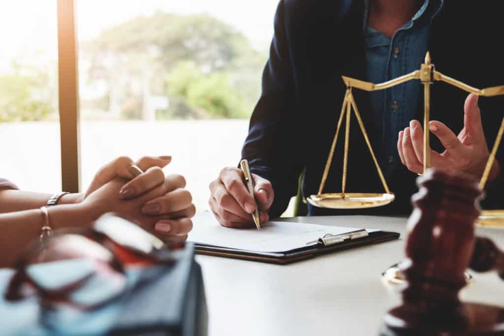 Court Applications vs. Mediation: A Less Stressful Path with EH Mediation Penrith